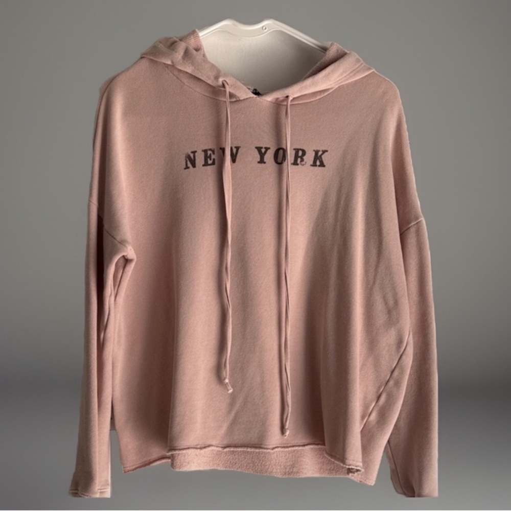 American Eagle size small women’s New York Pink Hoodie special edition